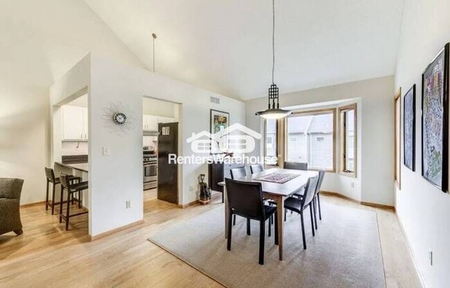 Building Photo - Now Available is this charming 2-bedroom, 2-bathroom townhome in Minneapolis!