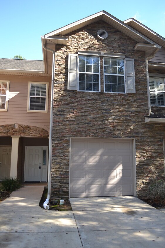 1325 Stone Rd Unit 303, Tallahassee, FL 32303 Condo for Rent in