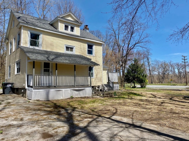 Building Photo - 9 Schermerhorn Rd