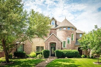 Building Photo - 1321 Cotulla Dr