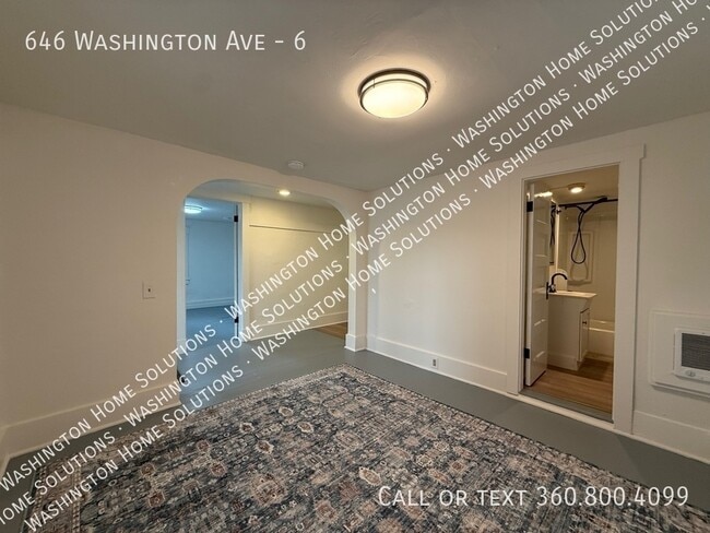Building Photo - 646 Washington Ave