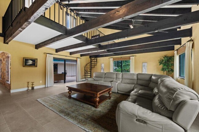 Foto del edificio - 3306 Fargo Ave