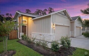 Building Photo - 218 Oakcrest