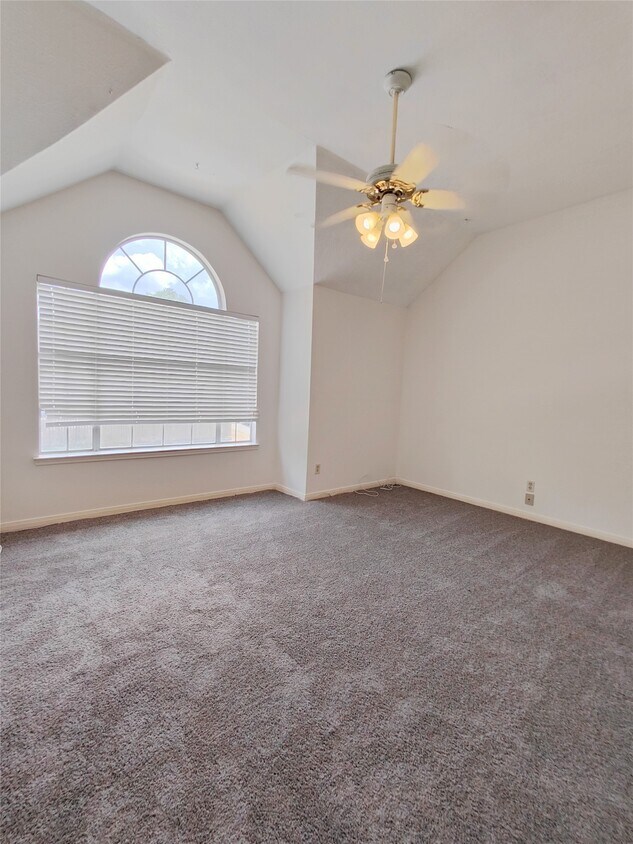 Foto del edificio - 5019 Greenriver Valley Dr