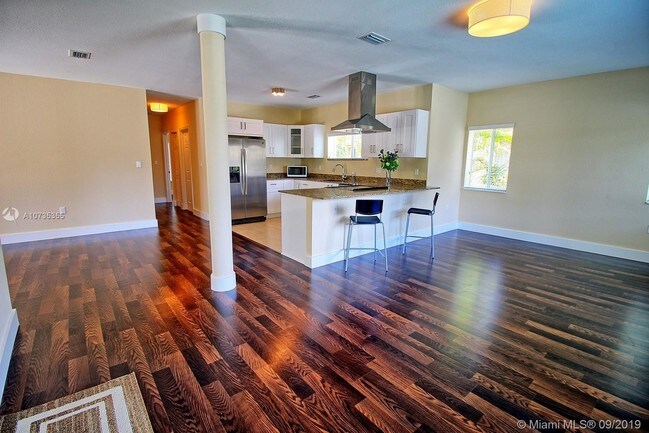 Building Photo - 78 NW 47th Terrace