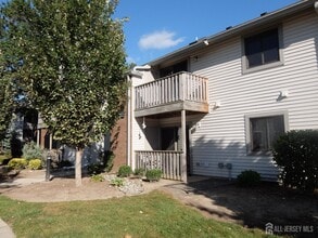 Building Photo - 4906 Ravens Crest Dr