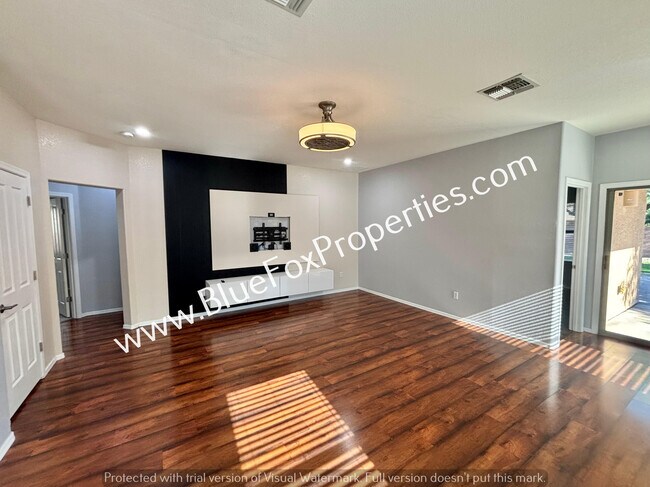 Foto del edificio - 11930 W Heyburn Dr