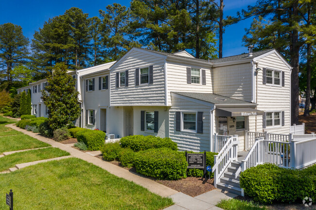 Building Photo - Midtown Park Townhomes