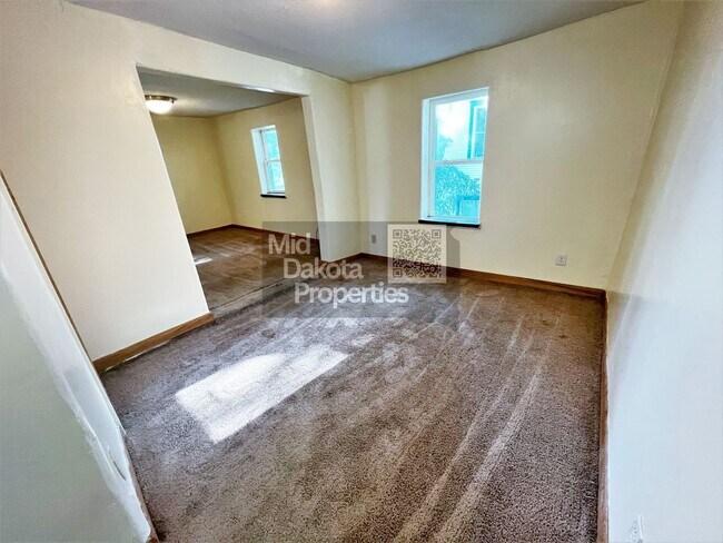 Foto del edificio - 504 W 2nd Ave