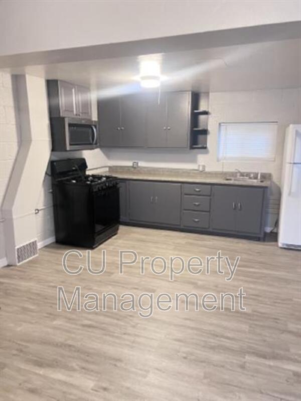 Foto del edificio - 315 Cottage Ct