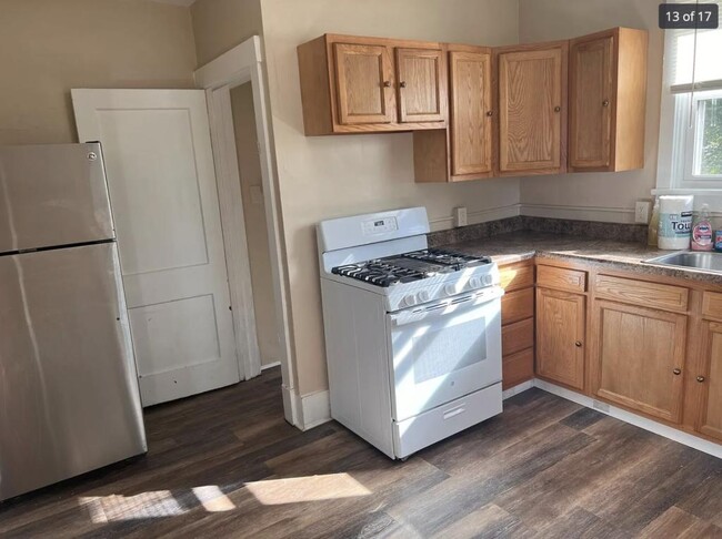 Building Photo - 344 Deer Ln