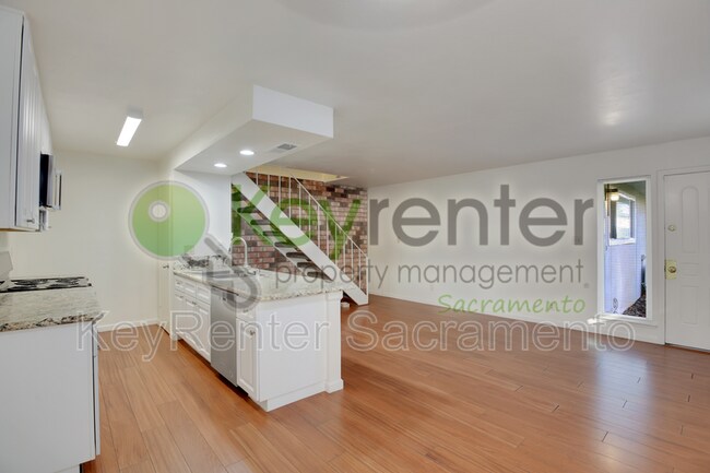 Foto del edificio - 4504 Greenholme Dr