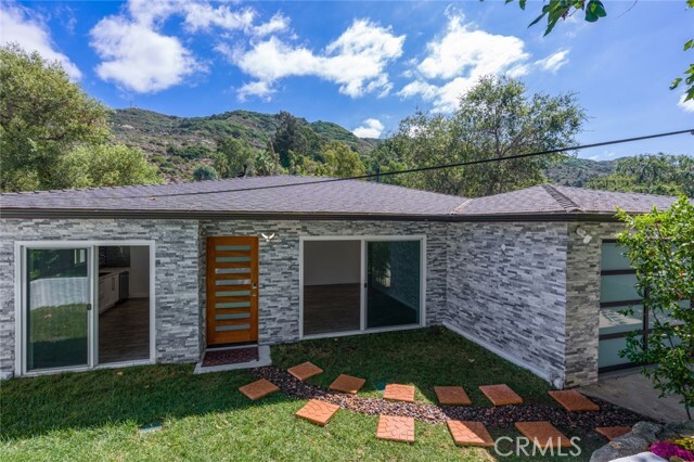 Foto del edificio - 20358 Laguna Canyon Rd