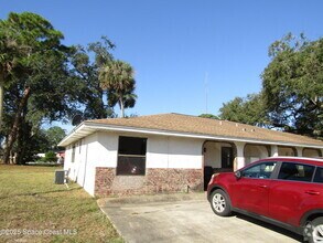 Building Photo - 2110 S Deleon Ave