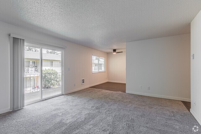 2 habitaciones, 1 baño - 856 pies cuadrados - Sala de estar - Sagewood (fka Menlo Park)
