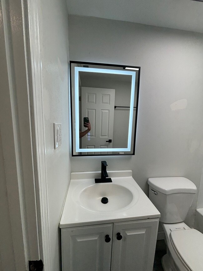 Foto del edificio - 2713 Center St