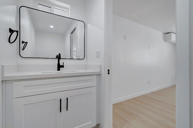 Foto del edificio - 5193-5194 20th St