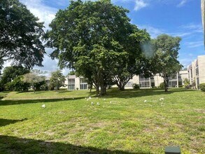 Building Photo - 2800 Fiore Way