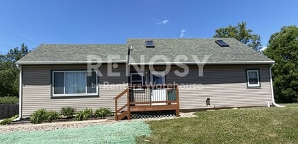 Building Photo - 2907 Knollwood Dr SE