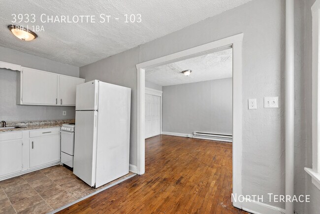 Foto del edificio - 3933 Charlotte St