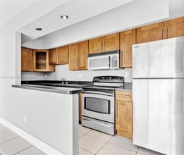 Building Photo - 4560 NW 79th Ave