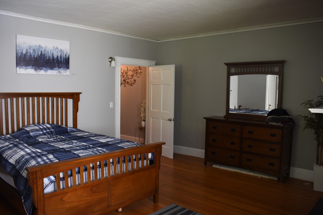 Bedroom 1 - 105 Strathmore Rd