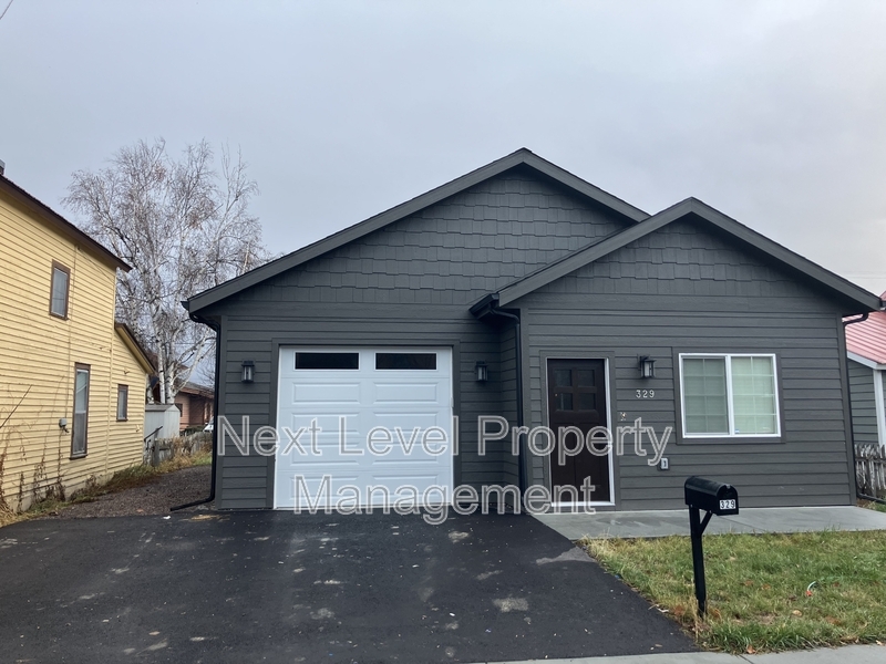 Foto principal - 329 3rd Ave W