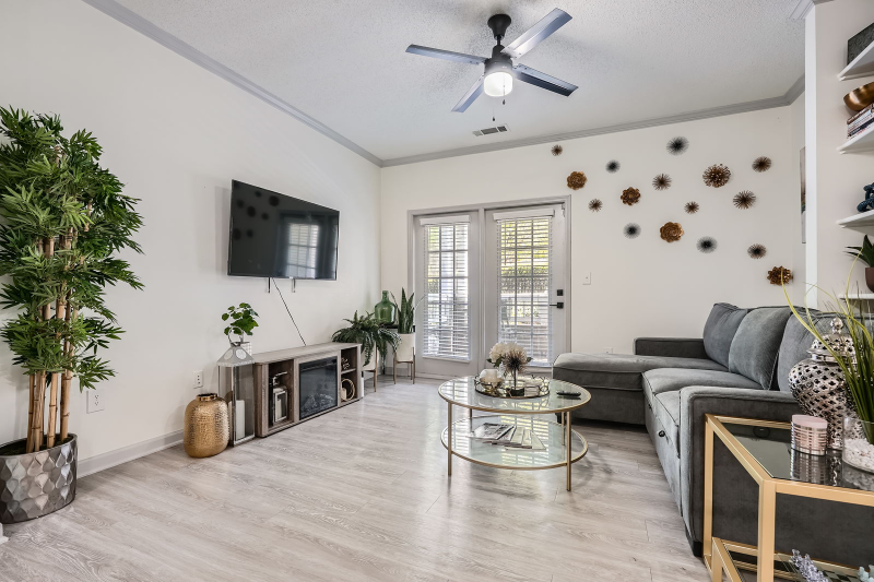 Foto principal - 4300 Jimmy Carter Blvd