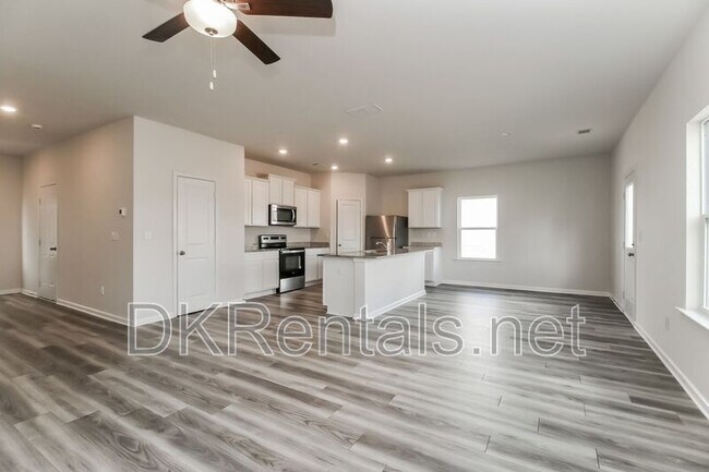 Foto del edificio - 160 Avondale Blvd SE