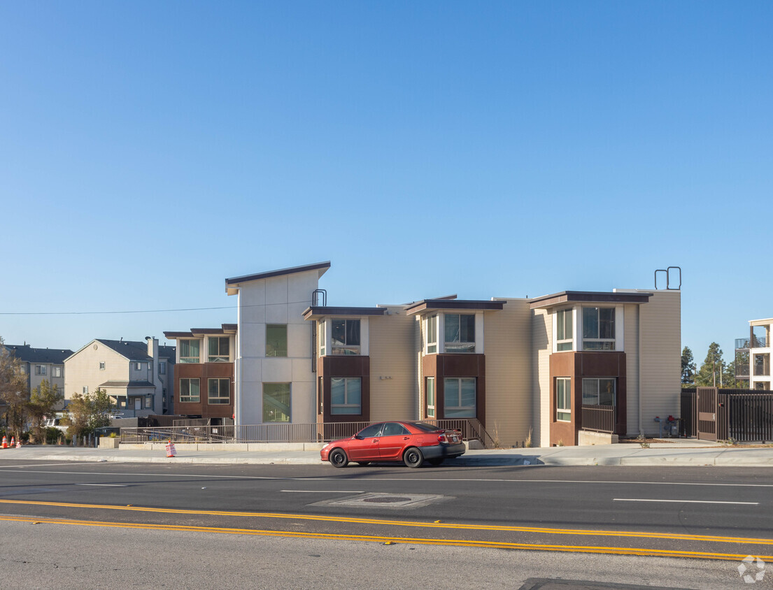 New Apartments In Sylmar