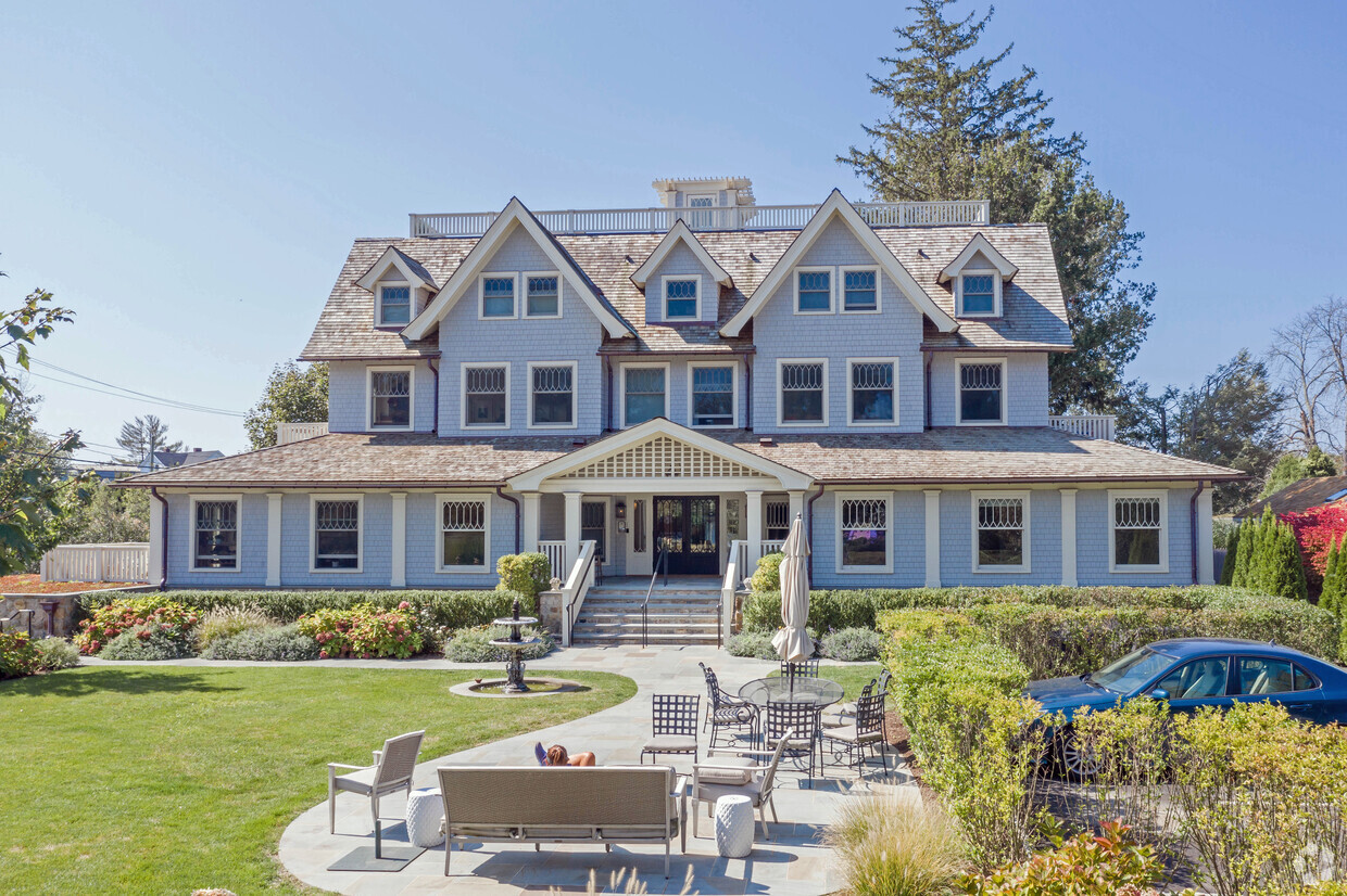 Primary Photo - Harbour House at Greenwich Point