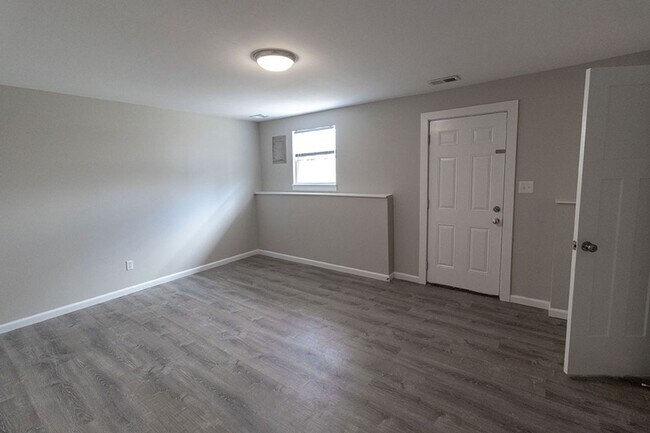 Foto del edificio - 7304 N Moberly Dr