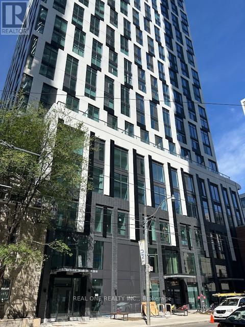 Building Photo - 252 Church St