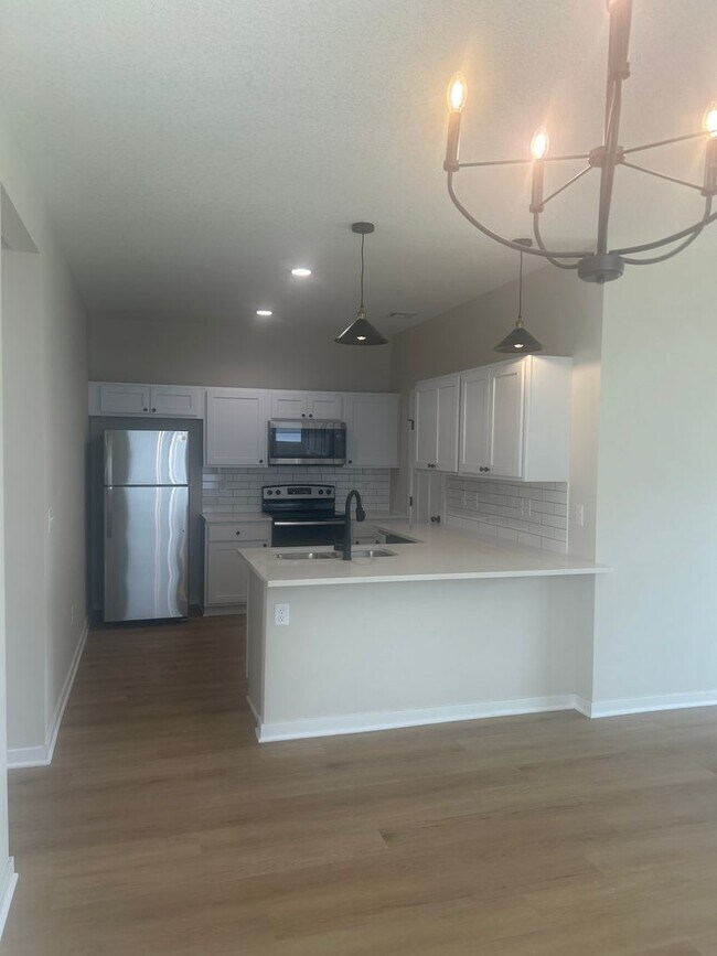 Foto del edificio - 12467 Blanford St