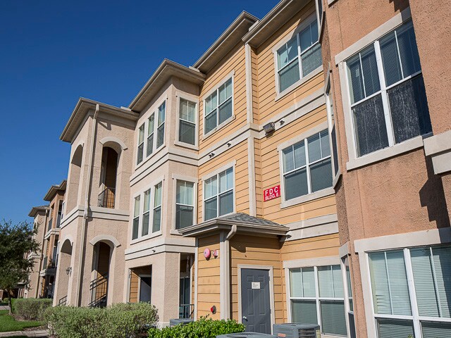 Emerson Park Apartment Homes Rentals Webster, TX