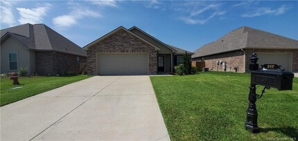 Building Photo - 317 Long Hill Dr