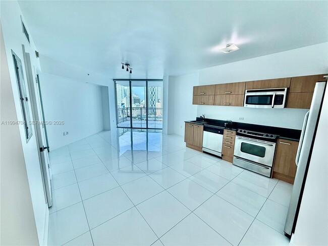 Foto del edificio - 350 S Miami Ave