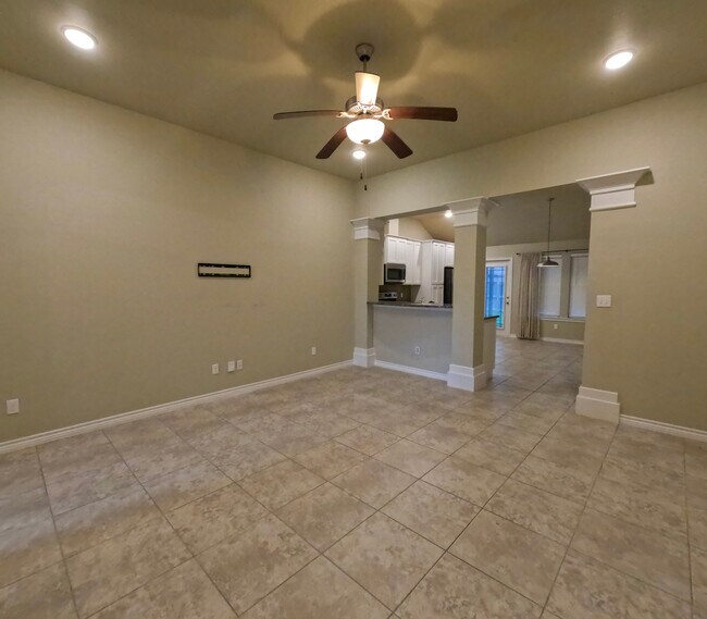 Foto del edificio - 7745 Corral Dr