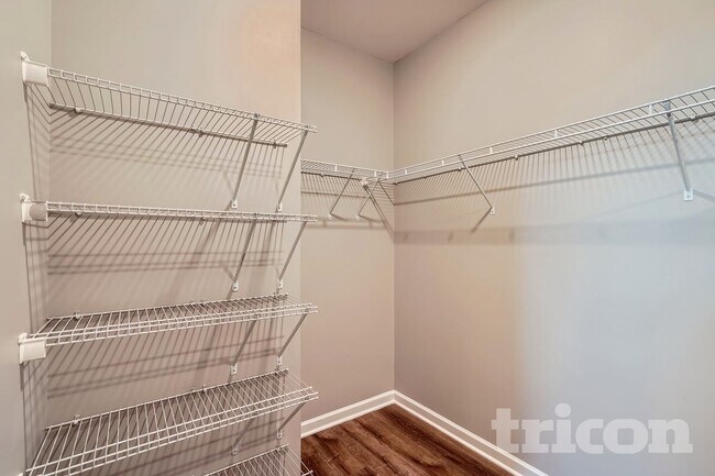 Building Photo - 173 Cattail Ln