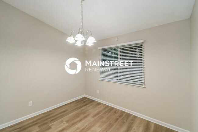 Foto del edificio - 3 Bedroom Pet-Friendly Home in Jacksonville, FL with Main Street Renewal