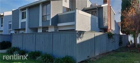 Primary Photo - 3 br, 2 bath House - 616 Brookview Way # 64