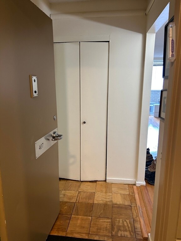 Foto del edificio - 77 Pond Ave