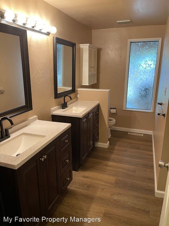 Foto del edificio - 4 br, 3 bath House - 2442 Dellwood Ave.
