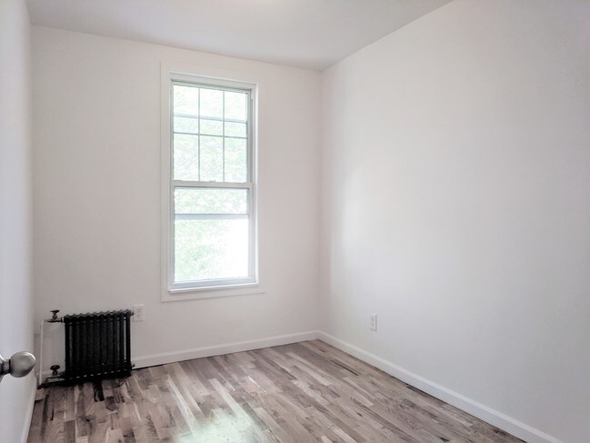 Building Photo - 67-21 60th St