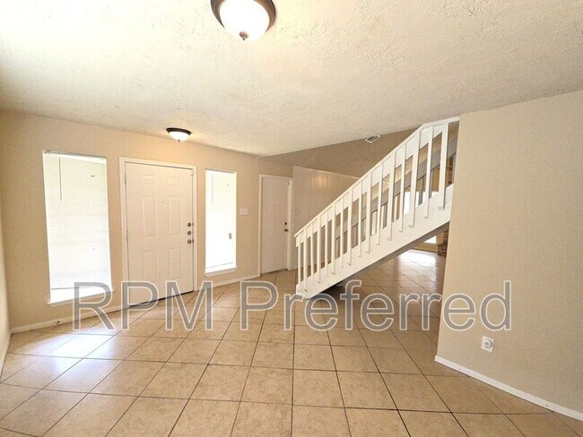 Foto del edificio - 4718 Reynaldo Dr