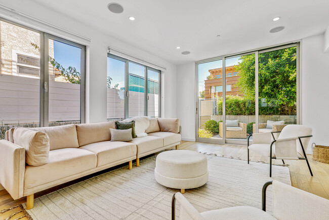 Foto del edificio - 809 Brooks Ave