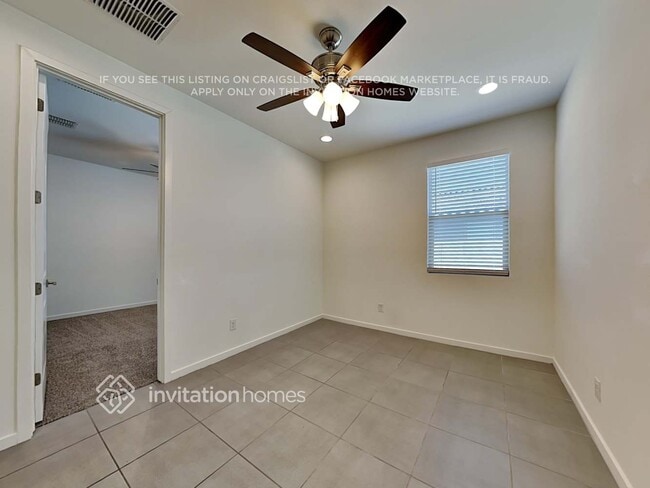 Foto del edificio - 17705 W Pinnacle Vista Dr