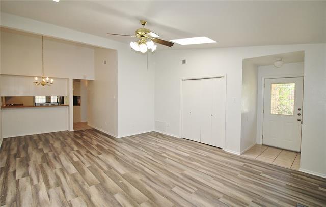 Foto del edificio - 1406 Butterfield Dr