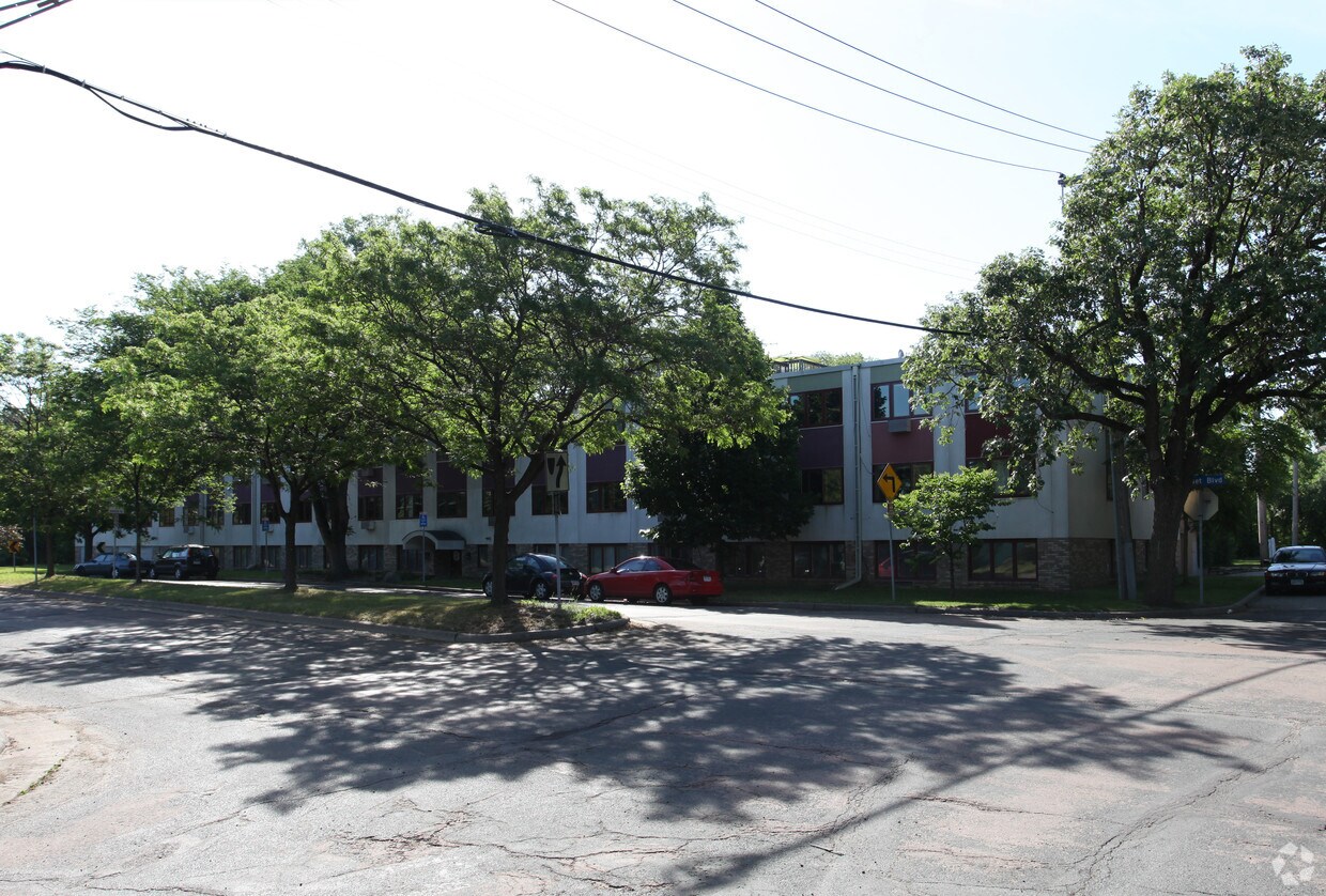 Foto del edificio - Cedar Beach