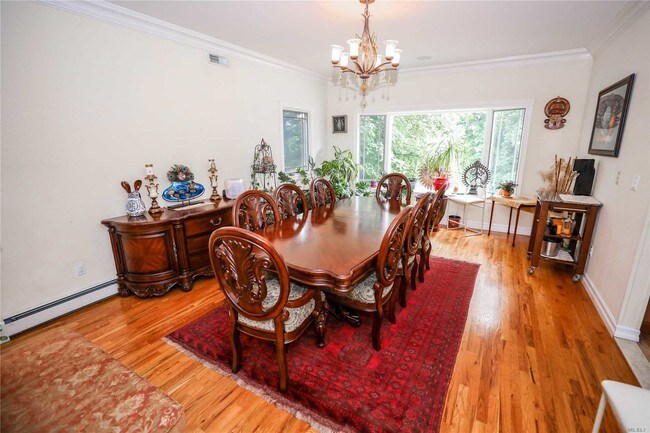 Foto del edificio - 10 Crest Hollow Ct